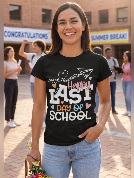 The Unbranded Brand Tops - Happy Last Day of School Graphic Tee Black Size Adult XL NWOT